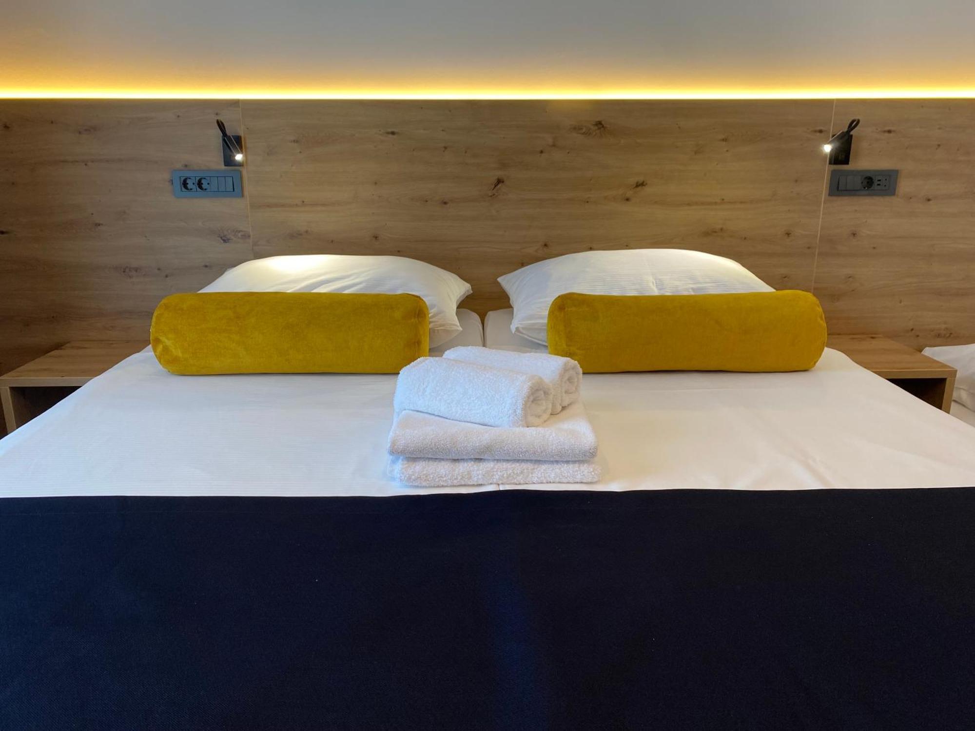 Hotel Leonardo Slovenska Bistrica Dış mekan fotoğraf
