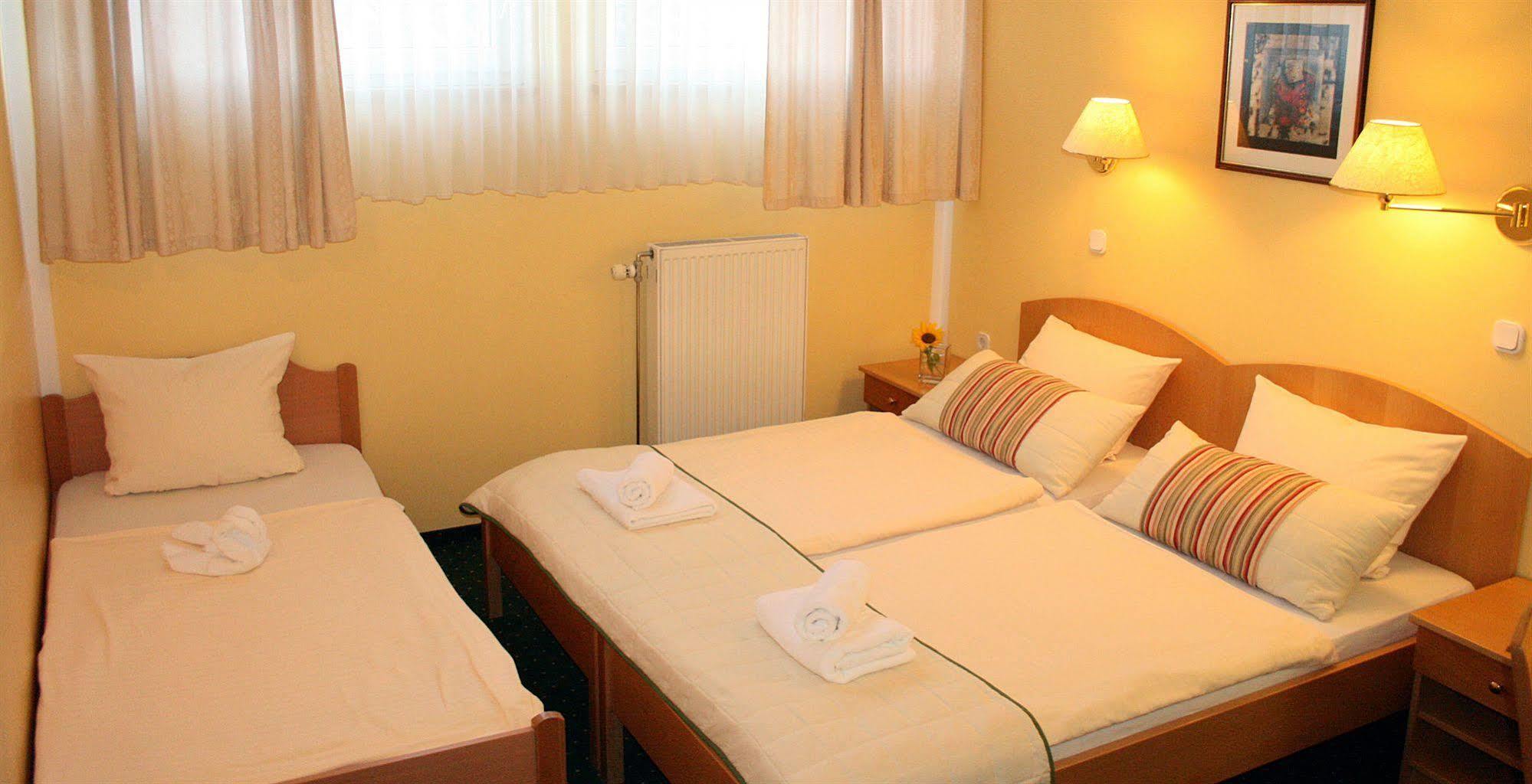 Hotel Leonardo Slovenska Bistrica Dış mekan fotoğraf